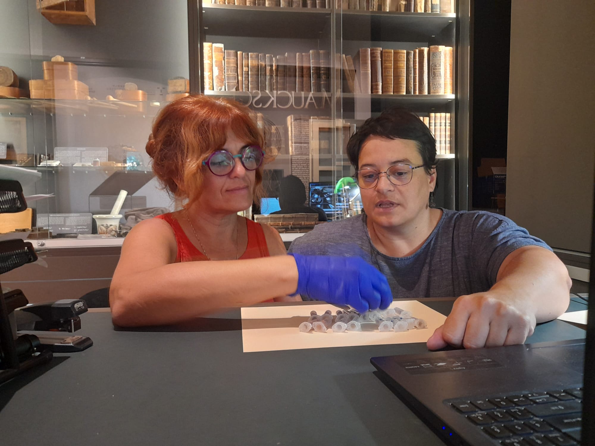 Simona Tardi from Aromas Itinerarium Salutis with Sergei Bazarya, Programme Manager at the Council of Europe, during the 2025 European Heritage Days Assembly in Strasbourg
